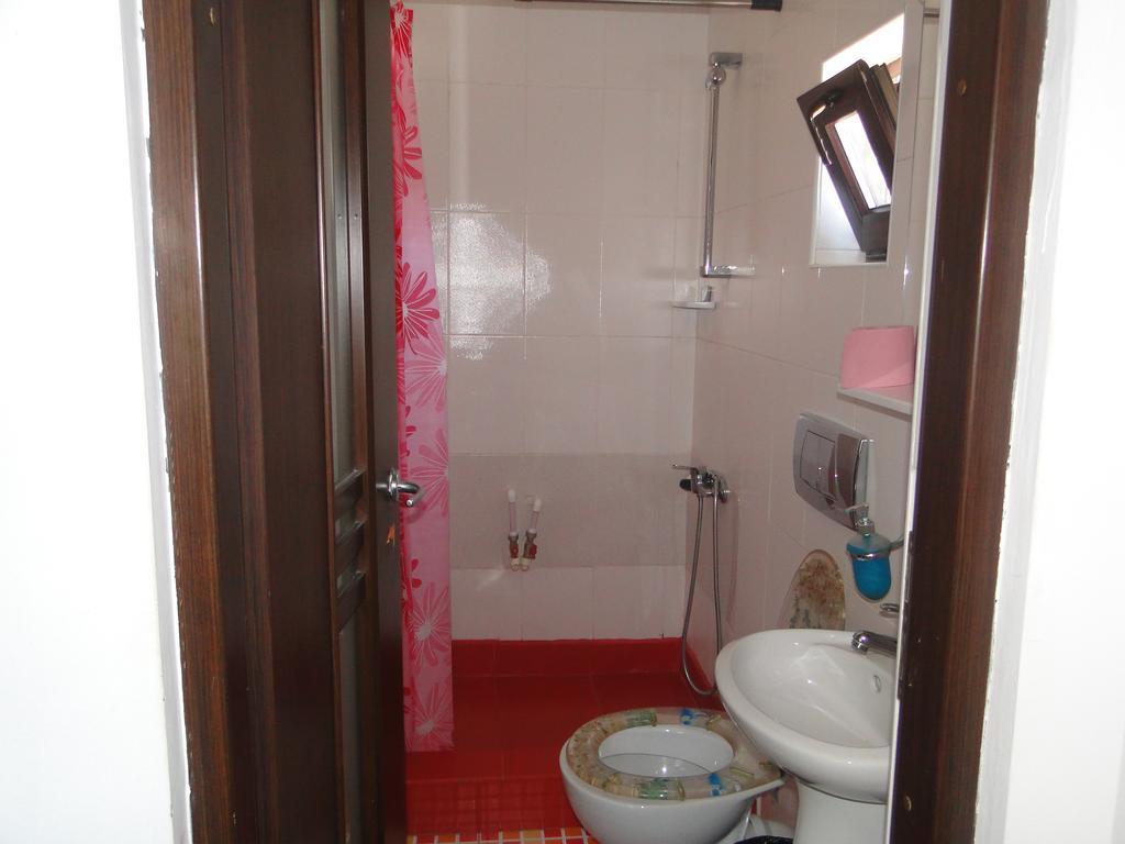 Hostel Bella Italia Brăila Buitenkant foto